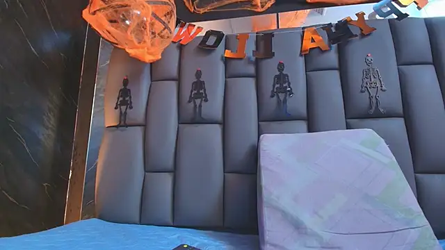 kissme luna online show from 20, 10, 2025