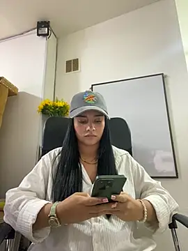 MarilynWhite  online show from 25, 10, 2025