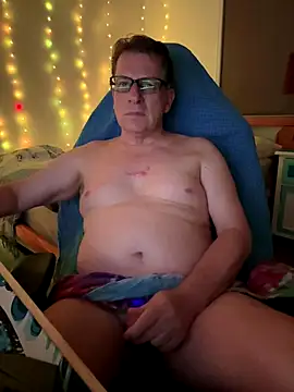 Snapshot of ice717 chatting on 24, 11, 2025 ice717 online show from 24, 11, 2025