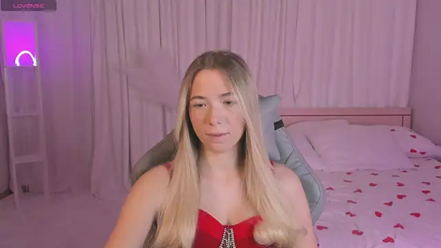 Snapshot of Susan_Mimi chatting on 27, 11, 2025 Susan Mimi online show from 27, 11, 2025