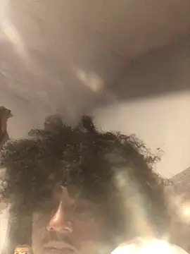 Snapshot of Cartyiii chatting on 14, 9, 2025 Cartyiii online show from 14, 9, 2025