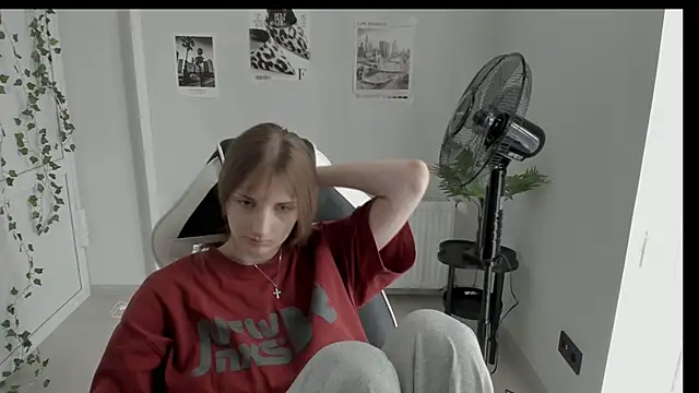 Snapshot of NeyliDream chatting on 13, 6, 2026 NeyliDream online show from 13, 6, 2026