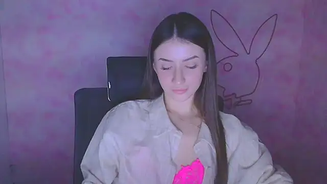 Snapshot of AlisaBubbles chatting on 13, 10, 2025 AlisaBubbles online show from 13, 10, 2025