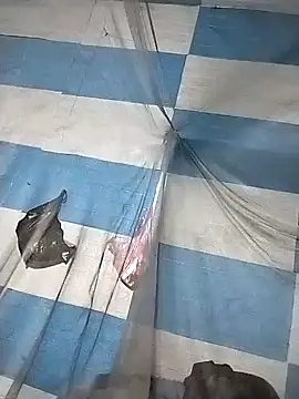 Snapshot of Samdim23 chatting on 24, 10, 2025 Samdim23 online show from 24, 10, 2025