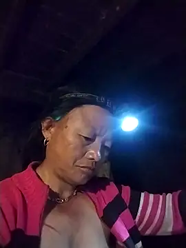 Snapshot of Samdim23 chatting on 31, 10, 2025 Samdim23 online show from 31, 10, 2025