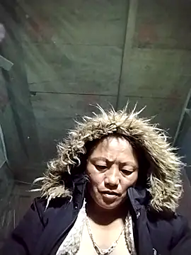 Snapshot of Samdim23 chatting on 2, 11, 2025 Samdim23 online show from 2, 11, 2025