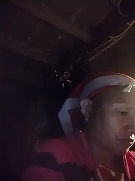 Snapshot of Samdim23 chatting on 11, 11, 2025 Samdim23 online show from 11, 11, 2025