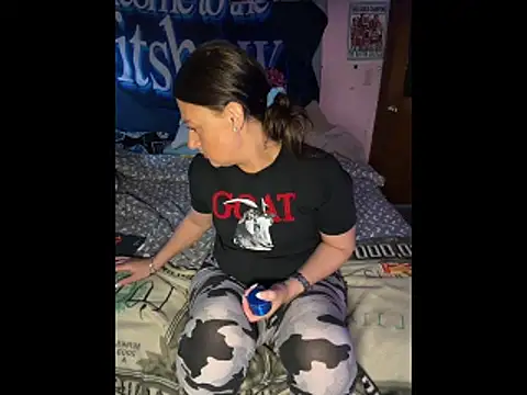 Snapshot of shortywidaphatty chatting on 3, 11, 2025 shortywidaphatty online show from 3, 11, 2025