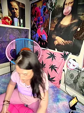 shortywidaphatty online show from 25, 5, 2026