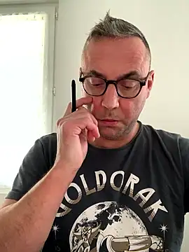 Snapshot of Marronglace1 chatting on 15, 1, 2026 Marronglace1 online show from 15, 1, 2026