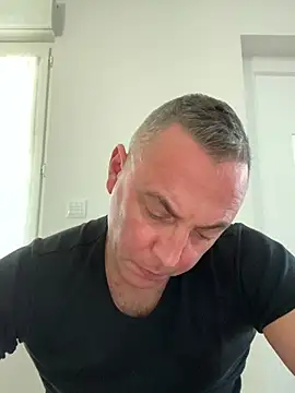 Snapshot of Marronglace1 chatting on 5, 3, 2026 Marronglace1 online show from 5, 3, 2026