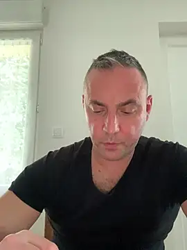 Snapshot of Marronglace1 chatting on 6, 3, 2026 Marronglace1 online show from 6, 3, 2026