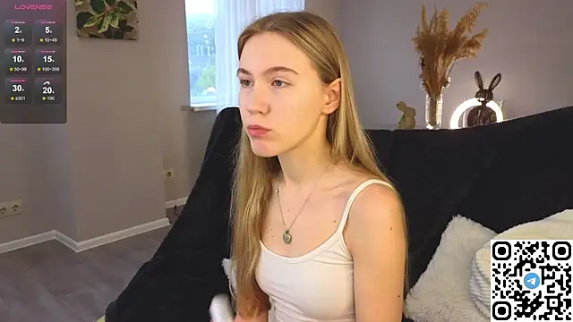 Succubelle online show from 9, 10, 2025