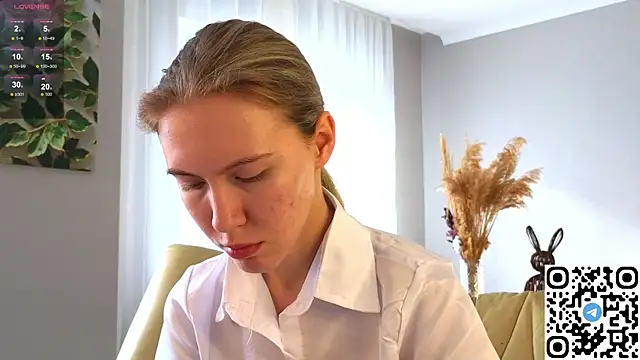 Succubelle online show from 17, 10, 2025