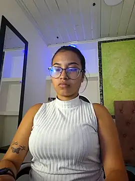 susan mooree online show from 28, 9, 2025