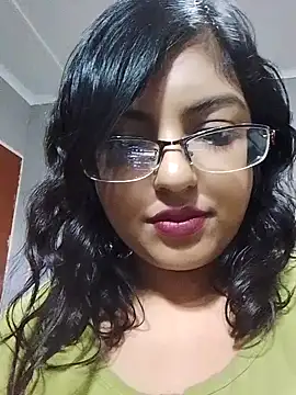 Snapshot of Shyspicy_pie chatting on 11, 9, 2025 Shyspicy pie online show from 11, 9, 2025