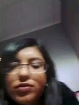 Snapshot of Shyspicy_pie chatting on 16, 9, 2025 Shyspicy pie online show from 16, 9, 2025