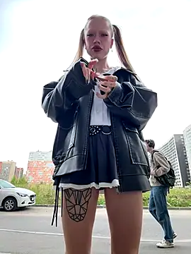 Snapshot of Sugar_Pop chatting on 15, 9, 2025 Sugar Pop online show from 15, 9, 2025