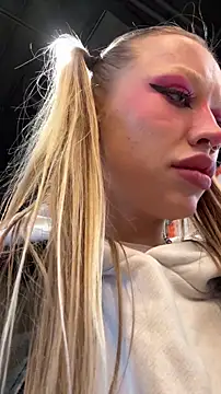 Snapshot of Sugar_Pop chatting on 23, 9, 2025 Sugar Pop online show from 23, 9, 2025