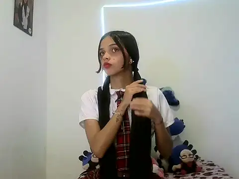 lucy babyy online show from 23, 10, 2025