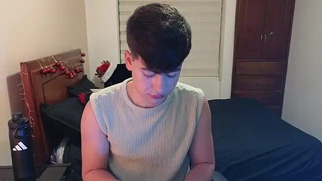 tightncuteass online show from 22, 11, 2025