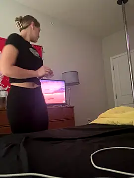 Snapshot of AllesandraLove chatting on 15, 10, 2025 AllesandraLove online show from 15, 10, 2025