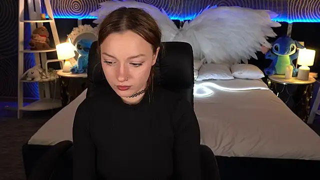 Snapshot of FoxyMayy chatting on 27, 11, 2025 FoxyMayy online show from 27, 11, 2025