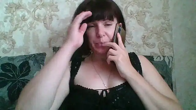 SecretSienna  online show from 25, 9, 2025