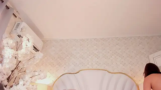 Snapshot of Lauuu2007 chatting on 22, 12, 2025 Lauuu2007 online show from 22, 12, 2025