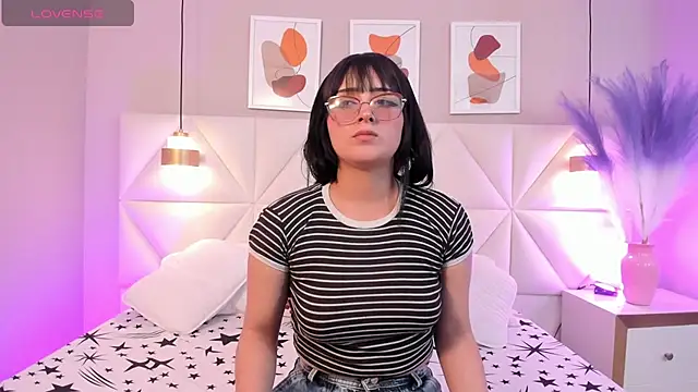Snapshot of Adara__carter_ chatting on 20, 9, 2025 Adara  carter  online show from 20, 9, 2025