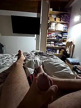 Snapshot of roi-du-silence chatting on 27, 9, 2025 roi-du-silence online show from 27, 9, 2025