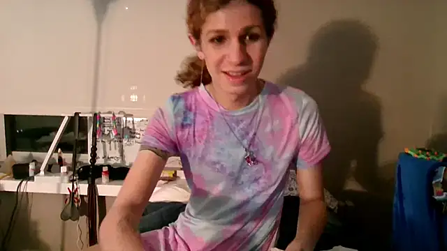 Snapshot of cuddlyavenue chatting on 23, 10, 2025 cuddlyavenue online show from 23, 10, 2025