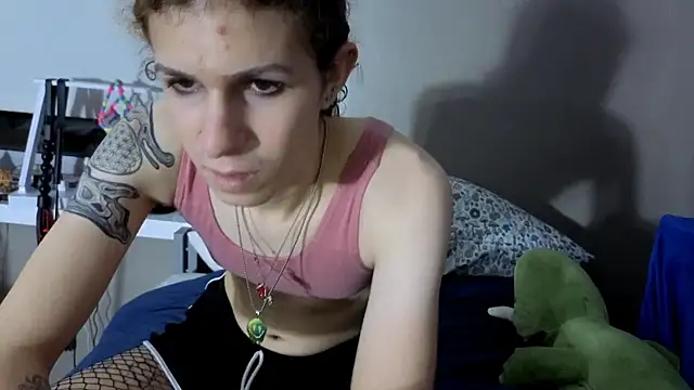 Snapshot of cuddlyavenue chatting on 9, 11, 2025 cuddlyavenue online show from 9, 11, 2025