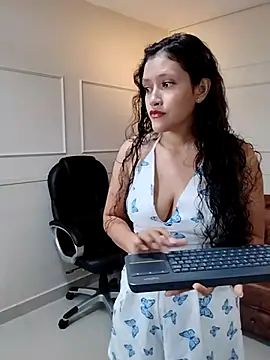 Snapshot of ArielBlossom___ chatting on 22, 9, 2025 ArielBlossom online show from 22, 9, 2025