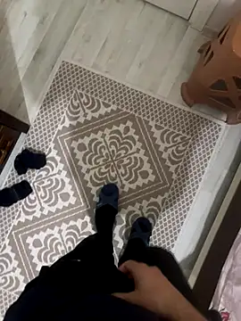 LAZ3R1 online show from 18, 11, 2025