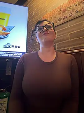 GabyMejiaa online show from 24, 5, 2026