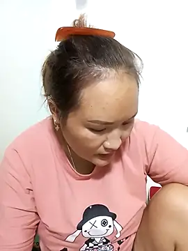 Snapshot of Tamara-a chatting on 19, 10, 2025 Tamara-a online show from 19, 10, 2025