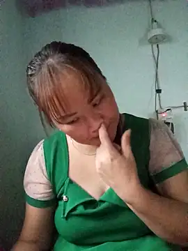 Snapshot of Tamara-a chatting on 25, 10, 2025 Tamara-a online show from 25, 10, 2025