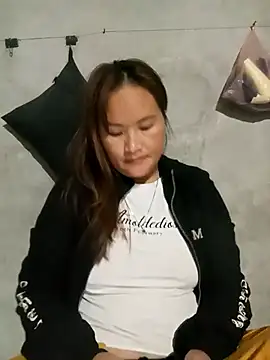 Snapshot of Tamara-a chatting on 2, 11, 2025 Tamara-a online show from 2, 11, 2025