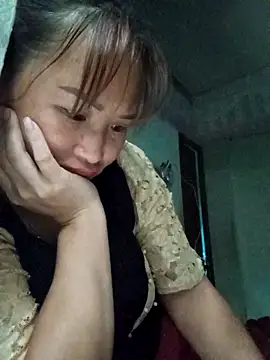 Snapshot of Tamara-a chatting on 12, 11, 2025 Tamara-a online show from 12, 11, 2025