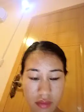 Snapshot of luy-xinh02 chatting on 27, 9, 2025 luy-xinh02 online show from 27, 9, 2025