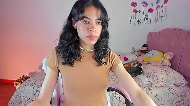Snapshot of maddy_parker__ chatting on 5, 6, 2026 maddy parker online show from 5, 6, 2026