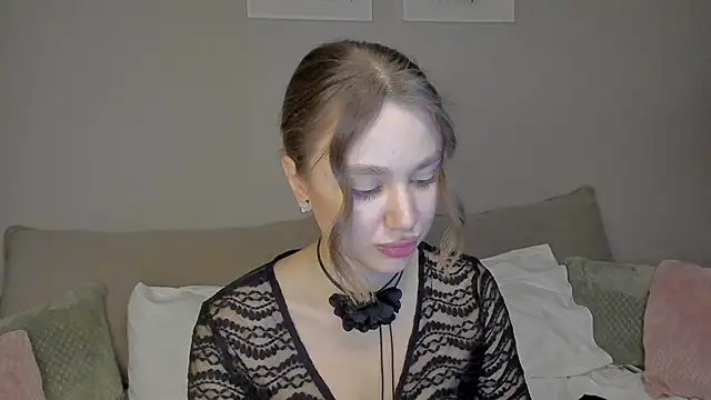 Snapshot of Stefa_Evans chatting on 16, 9, 2025 Stefa Evans online show from 16, 9, 2025