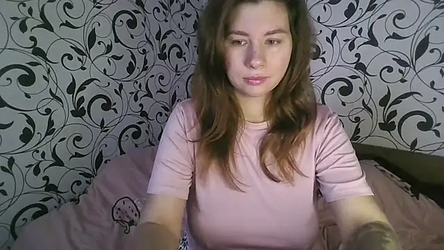 YourEmilie online show from 8, 11, 2025