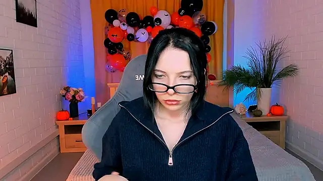 Snapshot of JulsMumi chatting on 18, 10, 2025 JulsMumi online show from 18, 10, 2025