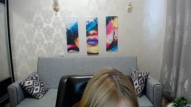 shy hot cat online show from 15, 9, 2025