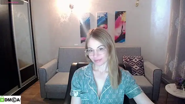 shy hot cat online show from 29, 10, 2025