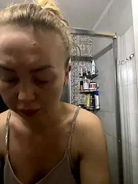 MartaLuna  online show from 6, 11, 2025