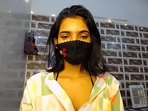 Snapshot of Sweetangle24 chatting on 22, 11, 2025 Sweetangle24 online show from 22, 11, 2025