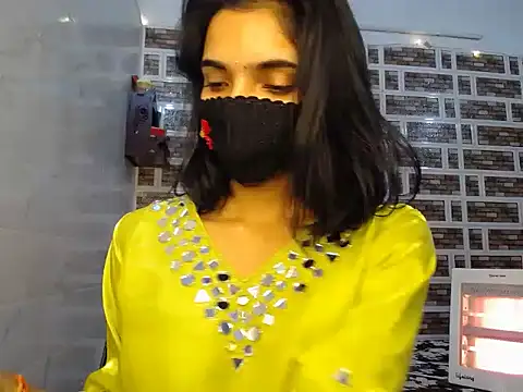 Snapshot of Sweetangle24 chatting on 29, 11, 2025 Sweetangle24 online show from 29, 11, 2025